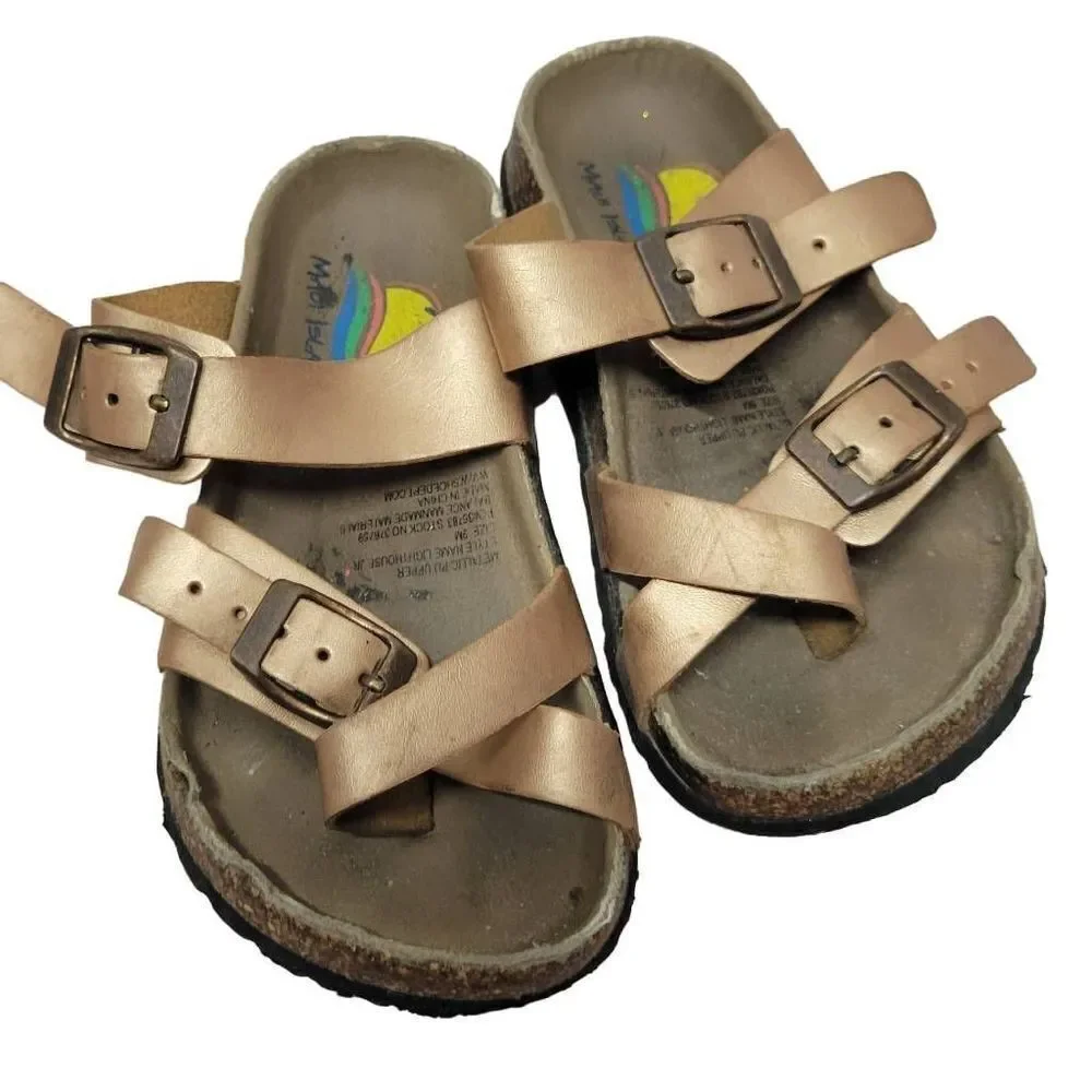 Maui Island buckle sandals 8